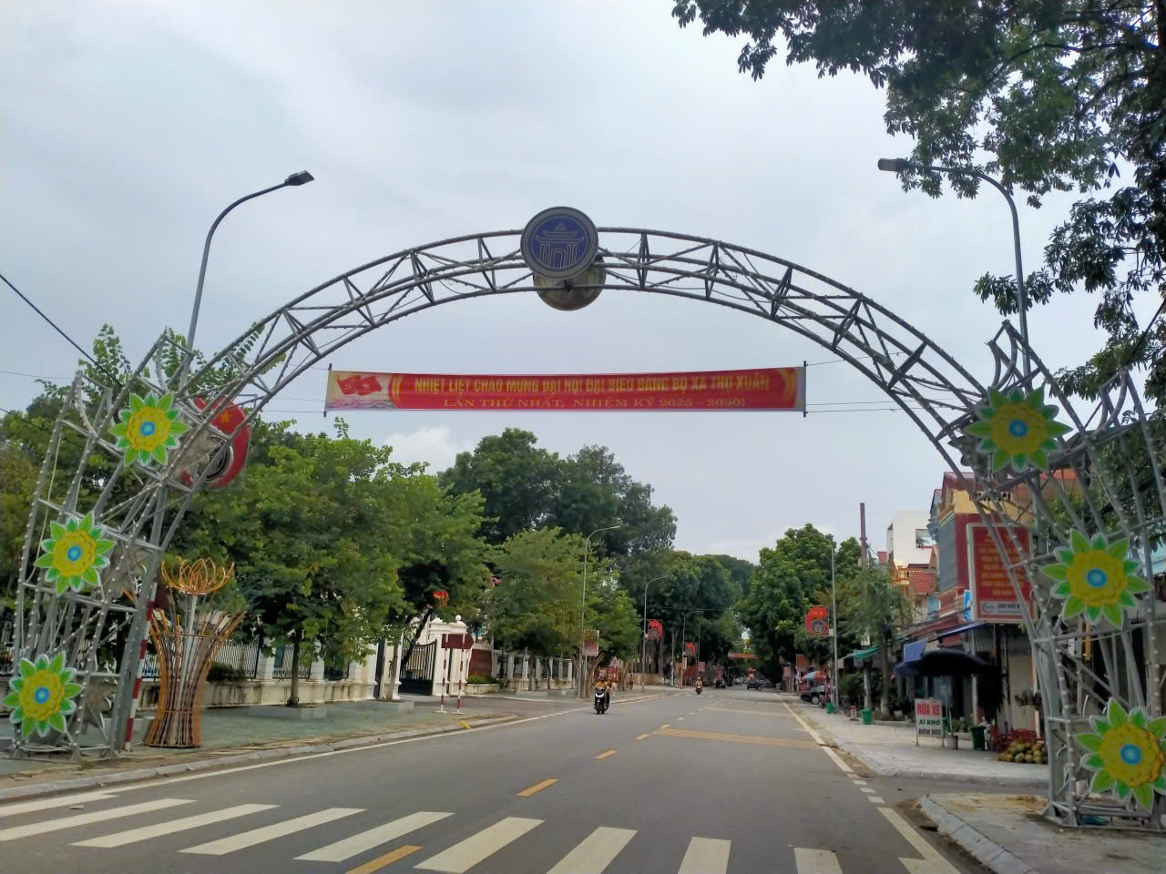 Anh-tin-bai